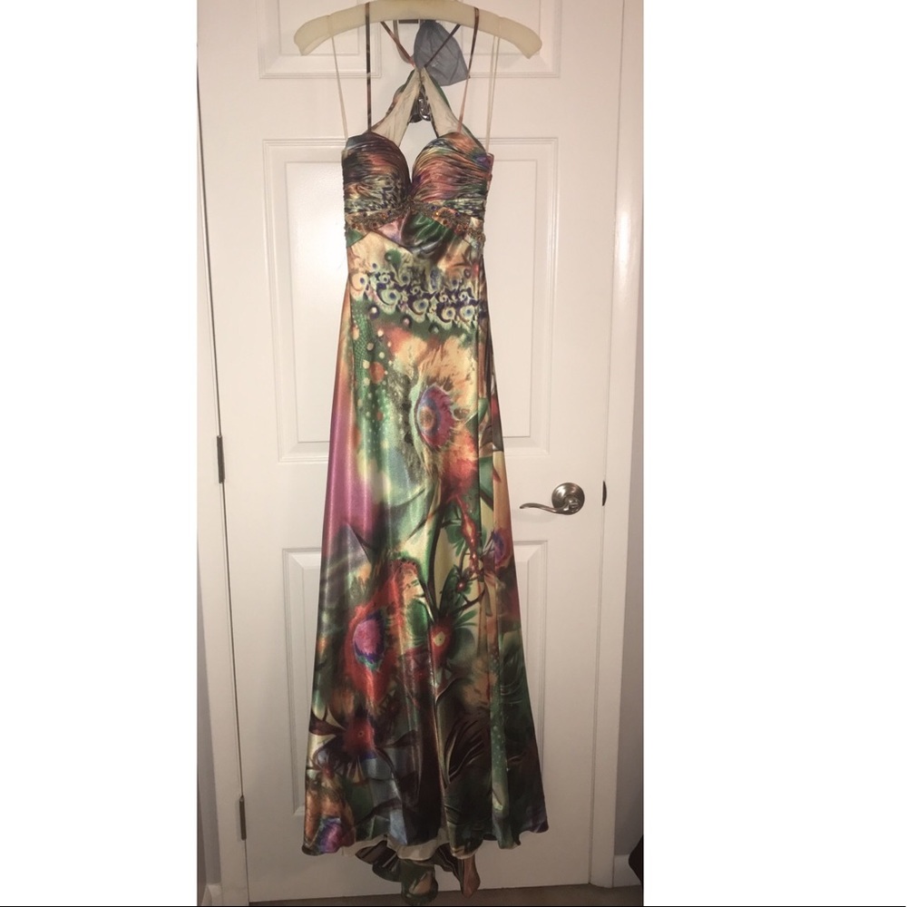 Floor length multicolored prom/formal dress